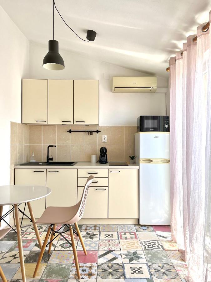 Apartments Keko Primosten Exterior photo